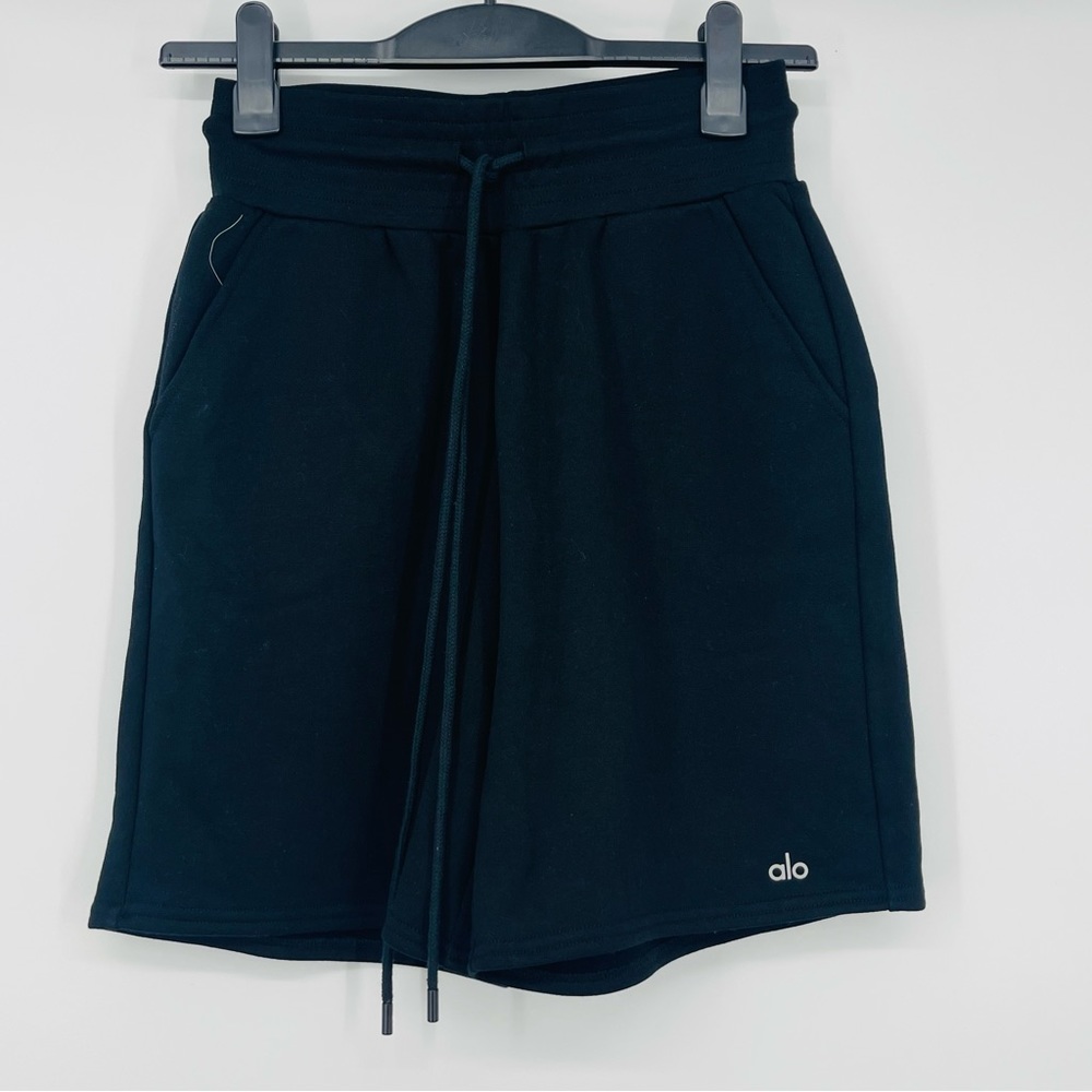 Alo Yoga Black Bermuda Shorts Size S